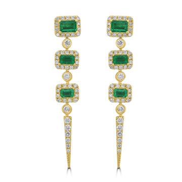 0.7ct Emerald Earrings with 0.544tct Diamond set in 18K Yellow Gold
